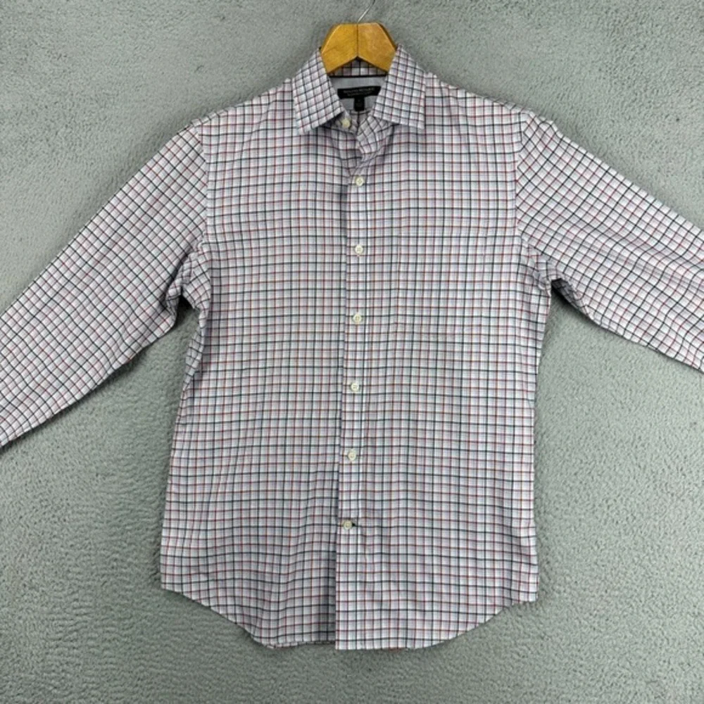 Banana Republic Button Up Shirt Adult Small Blue Red Plaid Classic Vented Mens